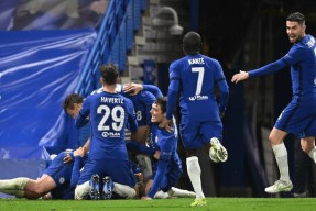 包含C罗连续三场比赛得分超过刷新纪录，澳大利亚队不断突破！引发球迷热议的词条-爱游戏官方入口