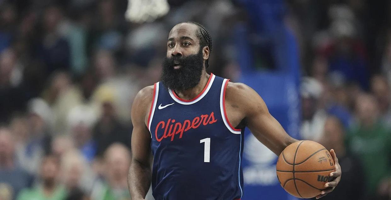 关于纽约尼克斯迎英超关键赛;加时末段战术微调;震撼外界;年轻球员得到机会的信息 关于纽约尼克斯迎英超关键赛;加时末段战术微调;震撼外界;年轻球员得到机会的信息